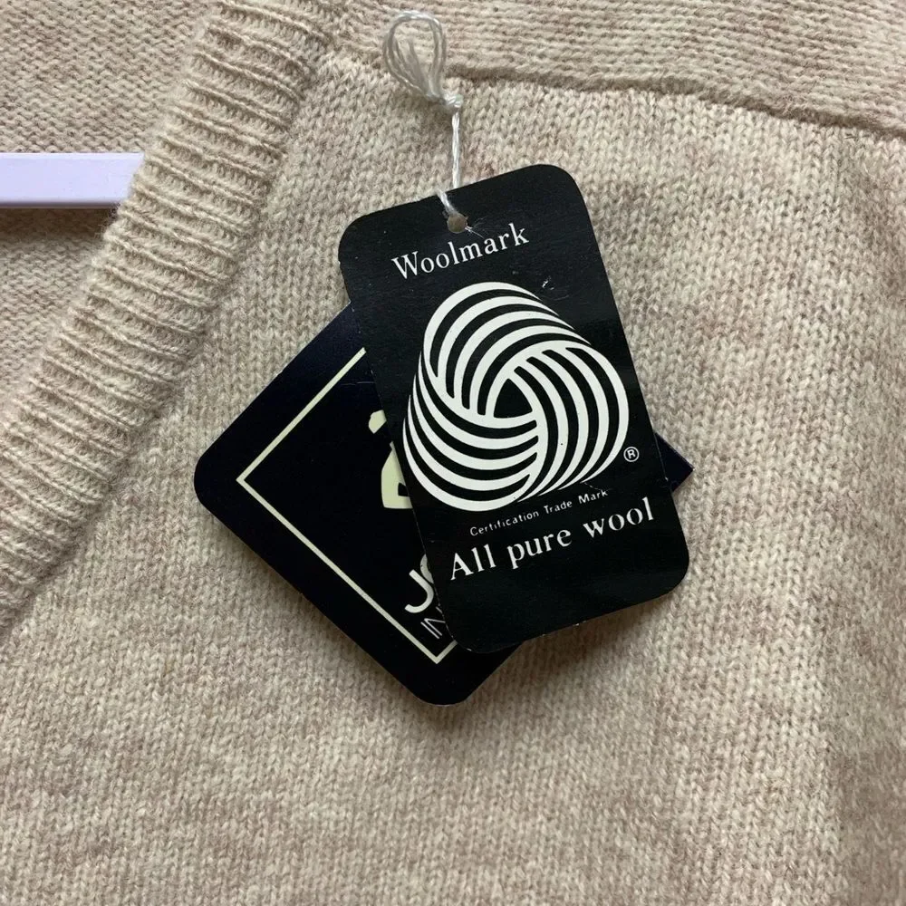 Jockey Vintage Mens 100% Lambswool V-Neck Oatmeal Cream Knit Sweater | NWT | XL - Picture 4 of 6